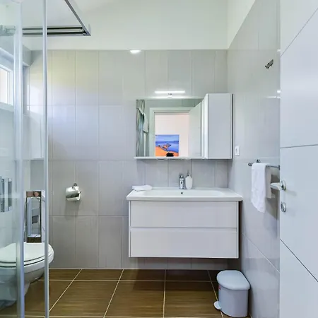 Near The With Heated Pool - Ta Leut Agency